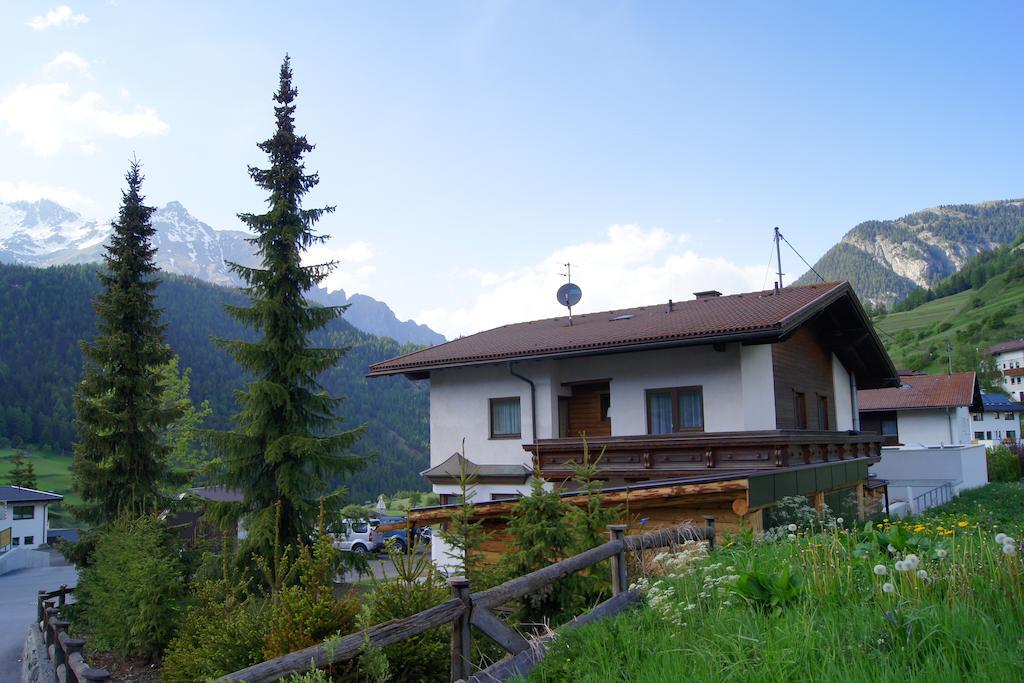 Ferienhaus Peter Spoettl 瑙德斯 外观 照片