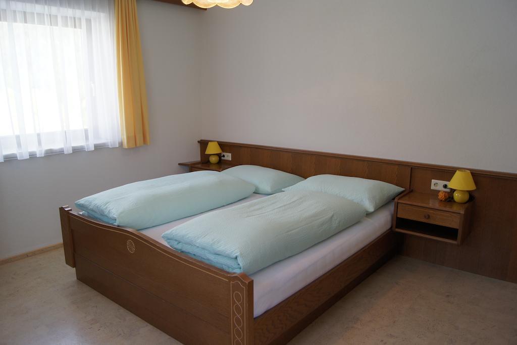 Ferienhaus Peter Spoettl 瑙德斯 客房 照片